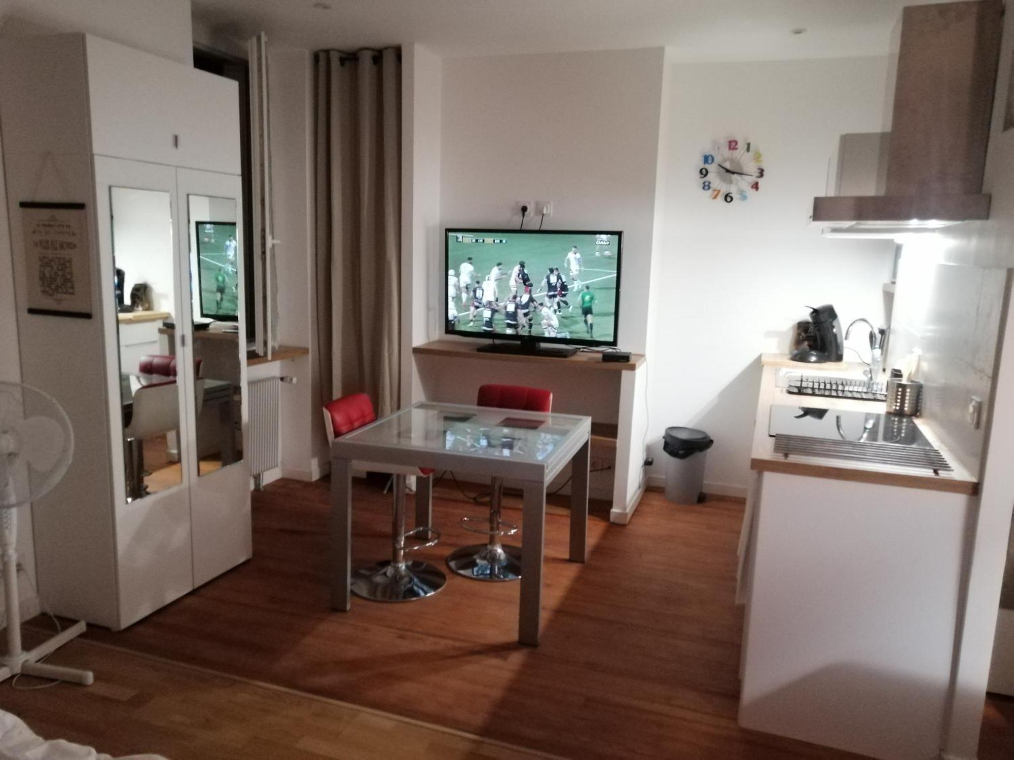 Studio Dans Maison De Ville Тулуза Екстериор снимка